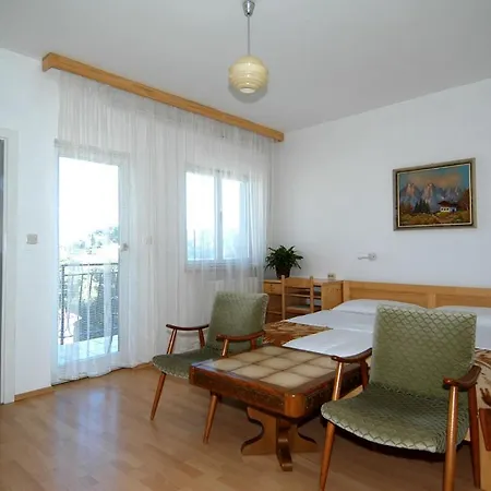 & Theimer Guest house